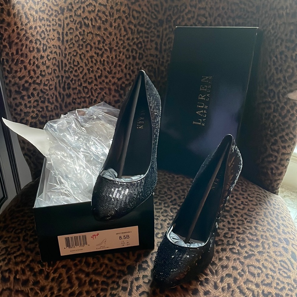 NIB Ralph Lauren black sequenced dress heels size 8.5